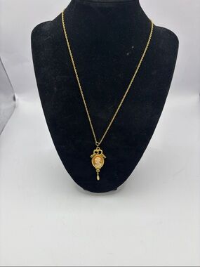 1928 Gold-Tone Cameo Pendant Necklace with Peach and Cream Portrait